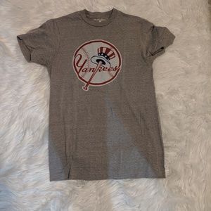 Yankees baseball t-shirt